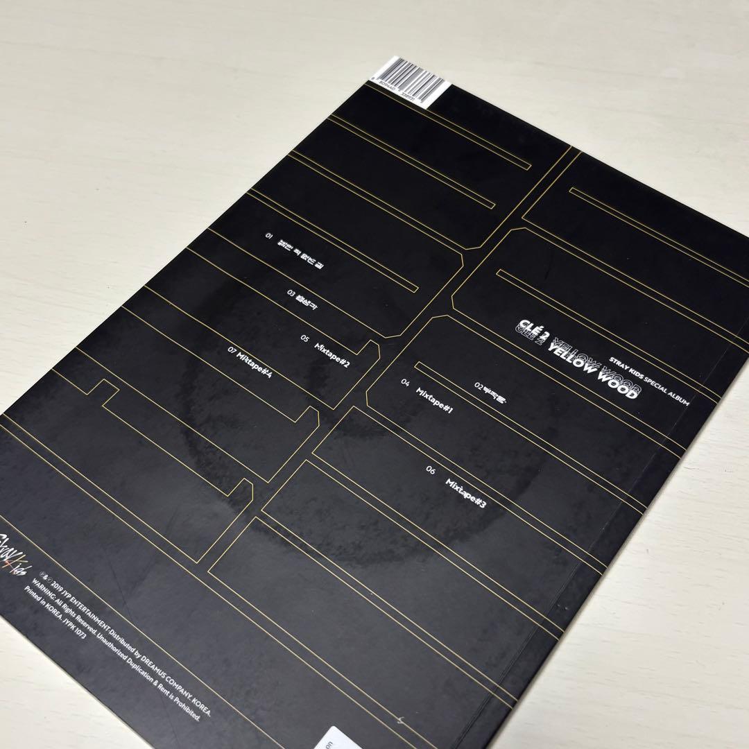 StrayKids YELLOW WOOD トレカ ポストカード付き