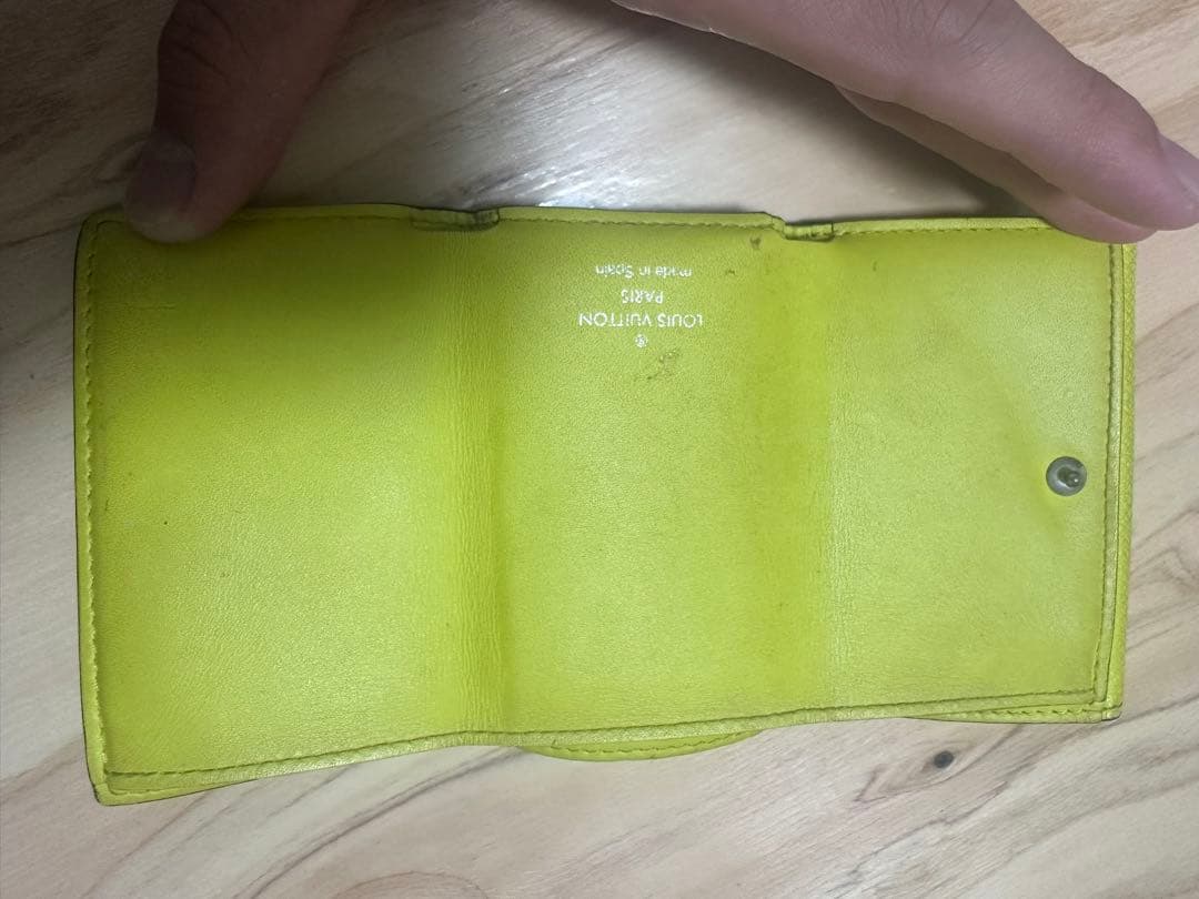 ルイ・ヴィトン イエロー 三つ折り財布