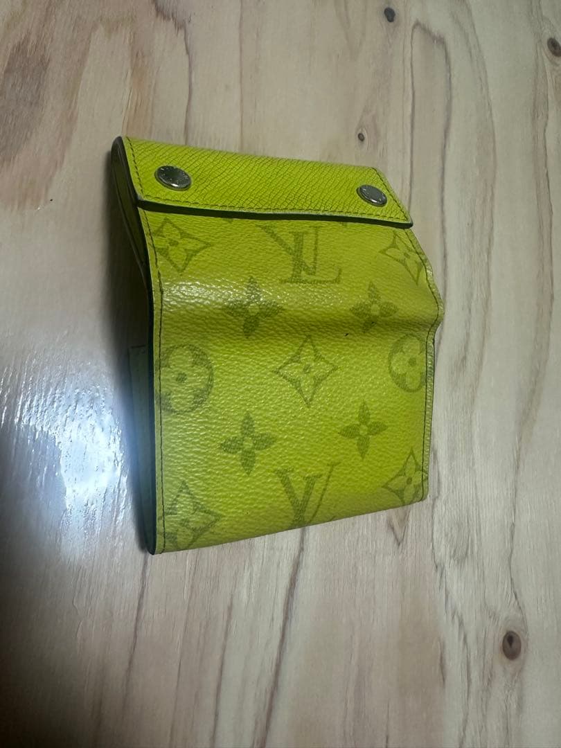 ルイ・ヴィトン イエロー 三つ折り財布