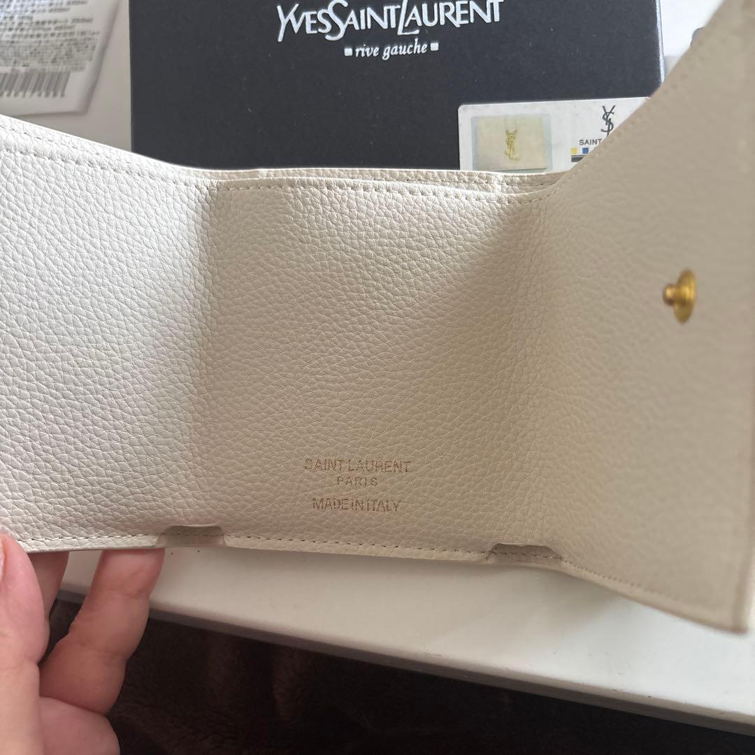 Yves Saint Laurent 三つ折り財布 ホワイト　並行輸入