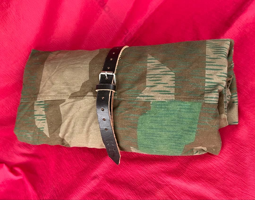 【専用】WWⅡドイツ軍／レプリカポンチョ留め用1943年製 黒革ストラップベルト