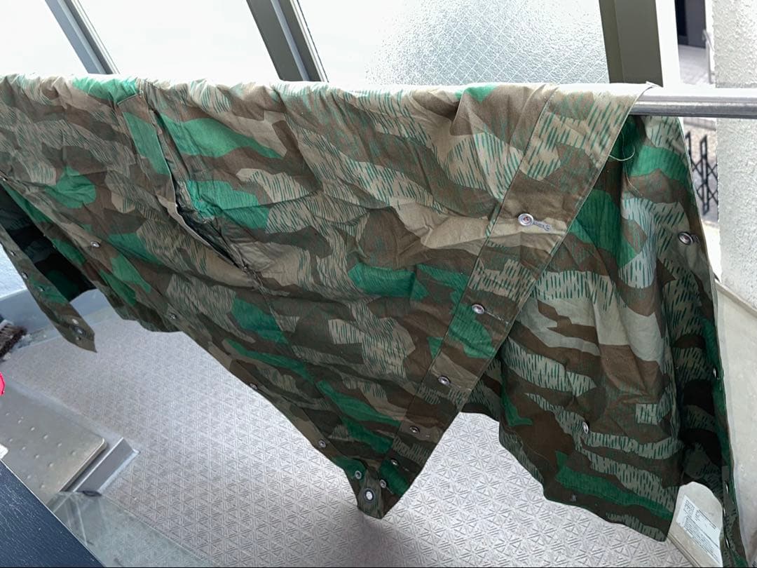 【専用】WWⅡドイツ軍／レプリカポンチョ留め用1943年製 黒革ストラップベルト