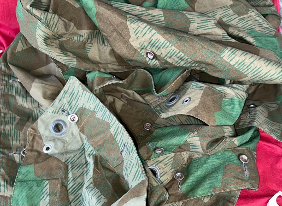 【専用】WWⅡドイツ軍／レプリカポンチョ留め用1943年製 黒革ストラップベルト