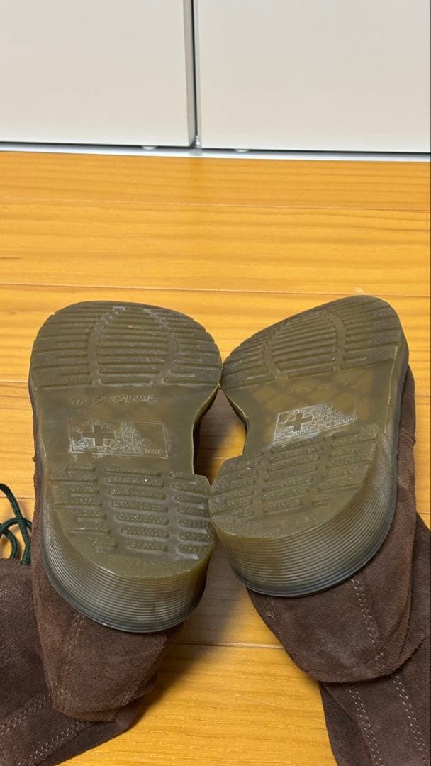 a*2様 ドクターマーチン　8ホール　UK8 EU42 スエード　ブーツ　ブラウ