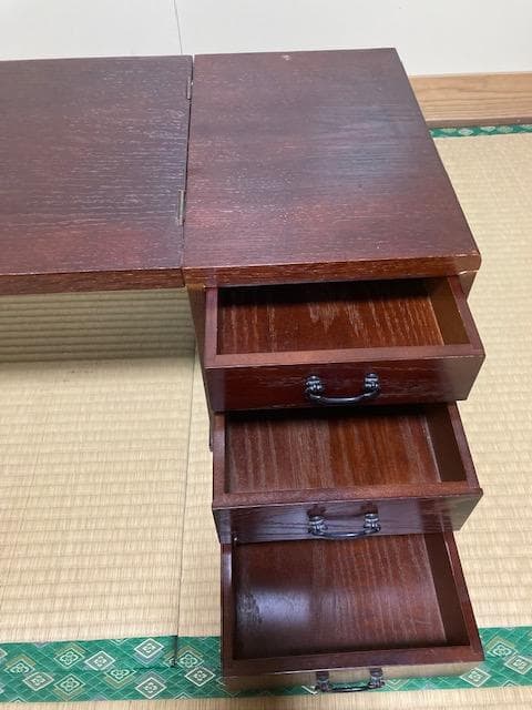 昭和レトロな木製折りたたみ座卓