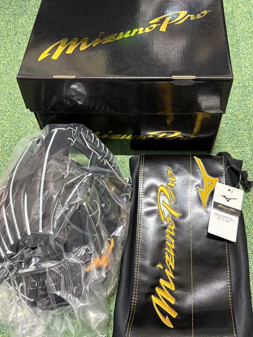 [新品未使用] ミズノプロ 宍粟牛 硬式 内野手用 坂本モデル