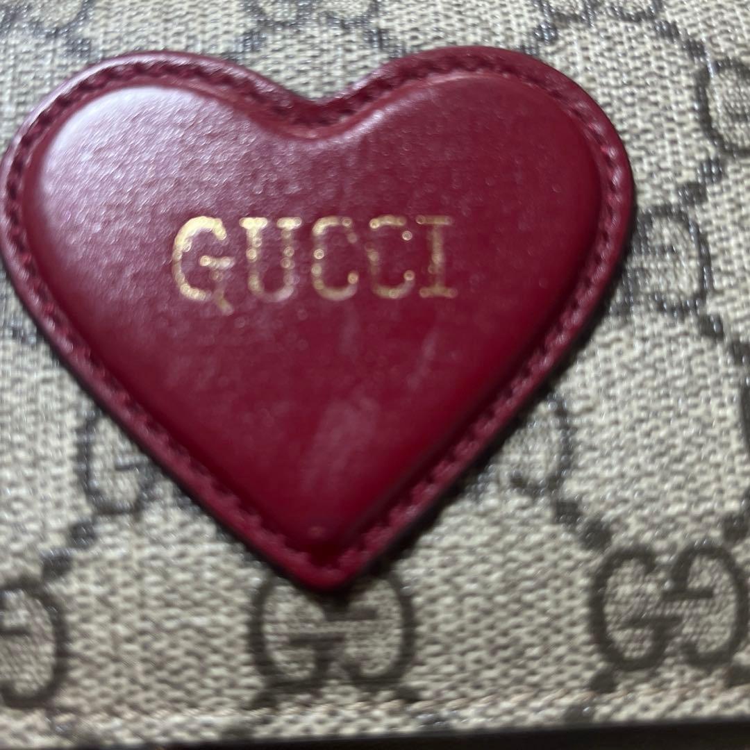 GUCCI ハート型 二つ折り財布　即日発送