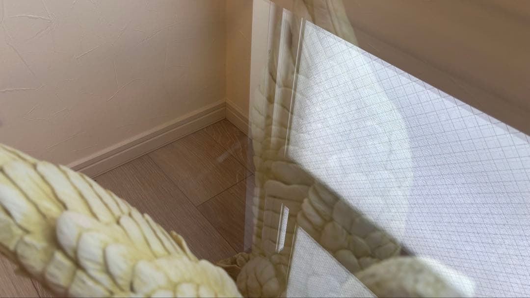 スワン彫刻のセンターテーブル