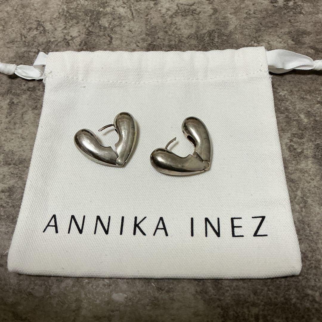 ANNIKA INEZ アニカイネズ　ラージハートフープピアス　シルバー