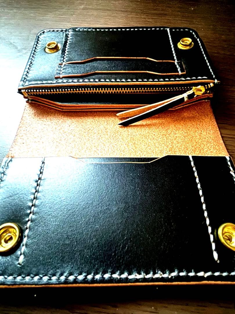 【茶芯ヌメ革•手縫い】ミドルトラッカーウォレット（真鍮金具/バイカー向け仕様）