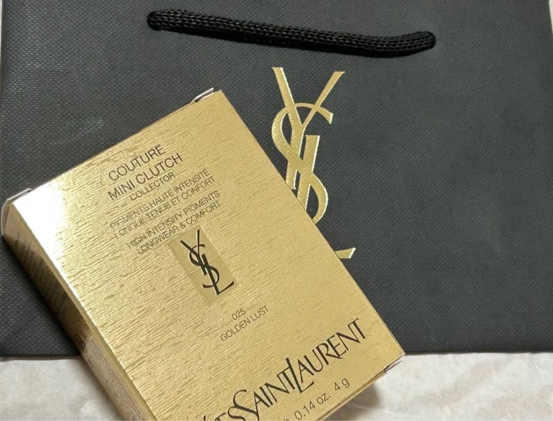 新品未使用イヴ サンローラン　クチュールミニクラッチ025 YSL アイシャドウ