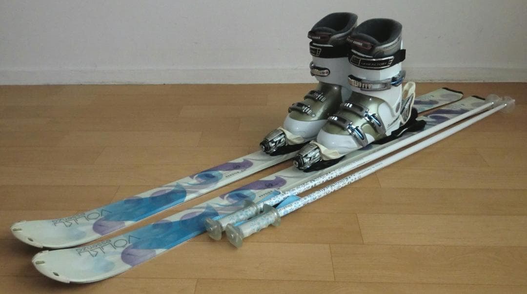 ■■11月限定■送料無料■VOLKL■女性用スキー4点セット■147/24.5■