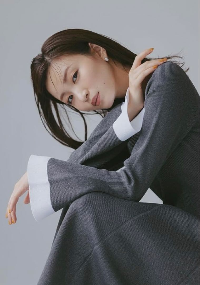 【新品未使用】CELFORD♪ベルスリーブホールガーメントワンピース GRY