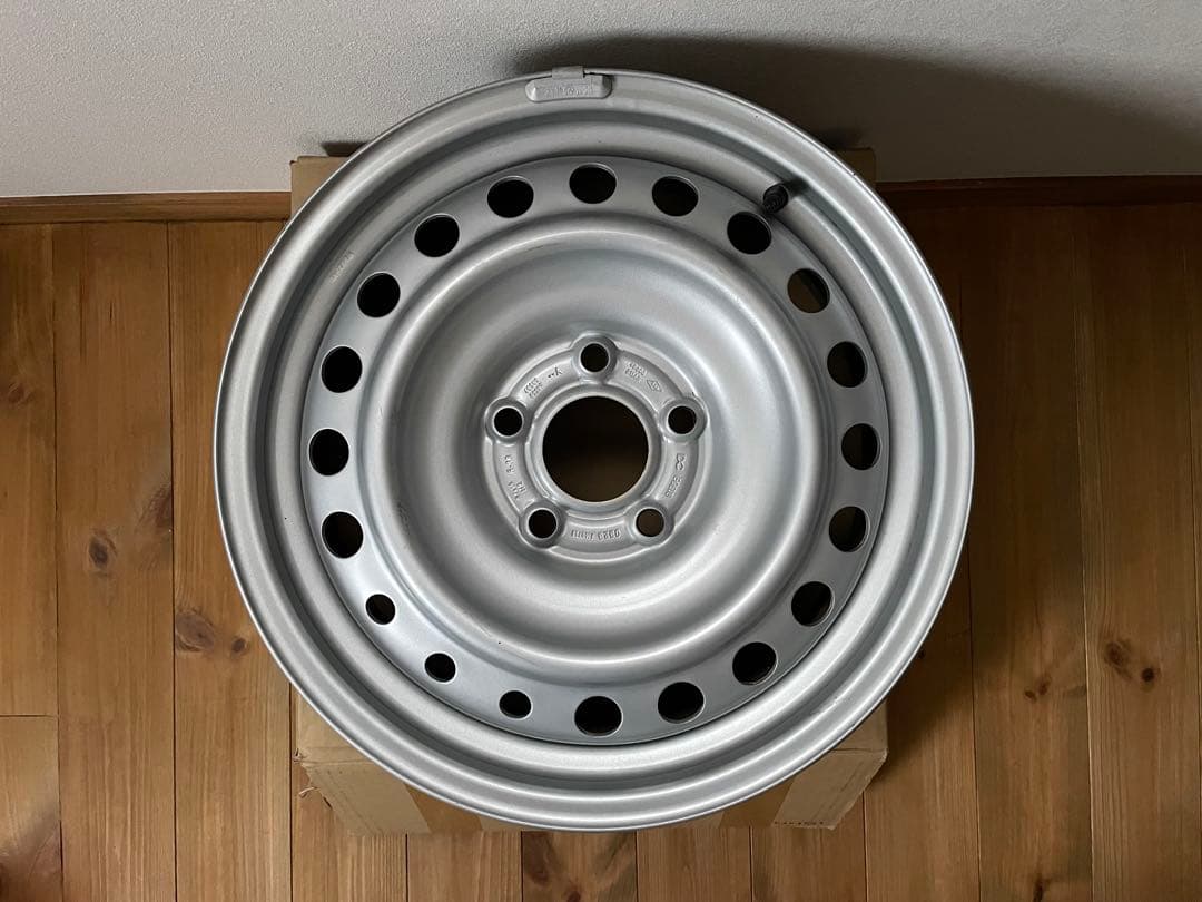 【だぁ 4/4】ルノー カングー3 純正ホイール
