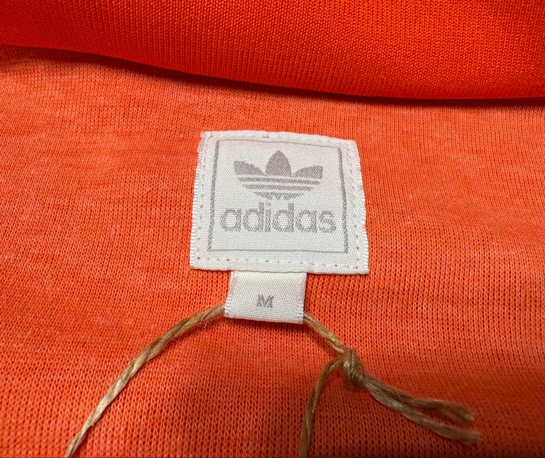 新古品adidas オレンジ　オランダ　トラックジャケット　Mサイズ