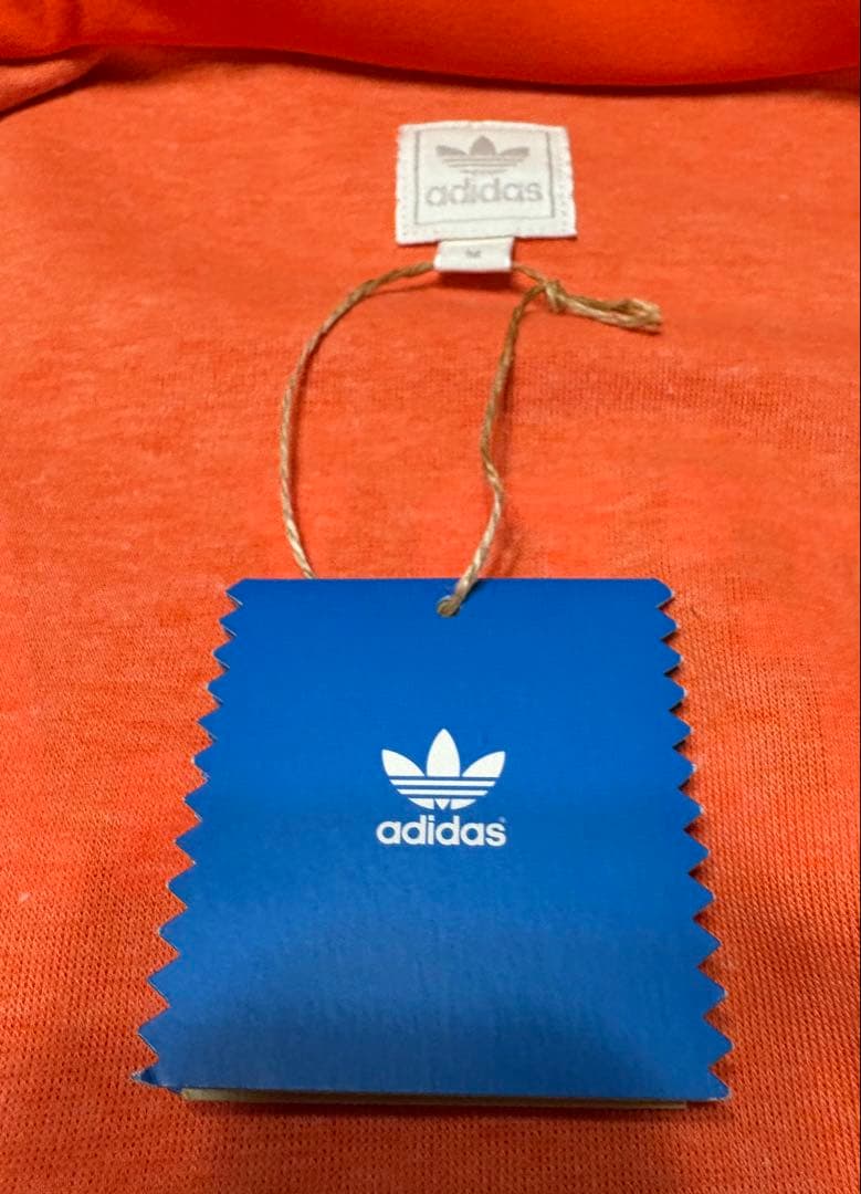 新古品adidas オレンジ　オランダ　トラックジャケット　Mサイズ