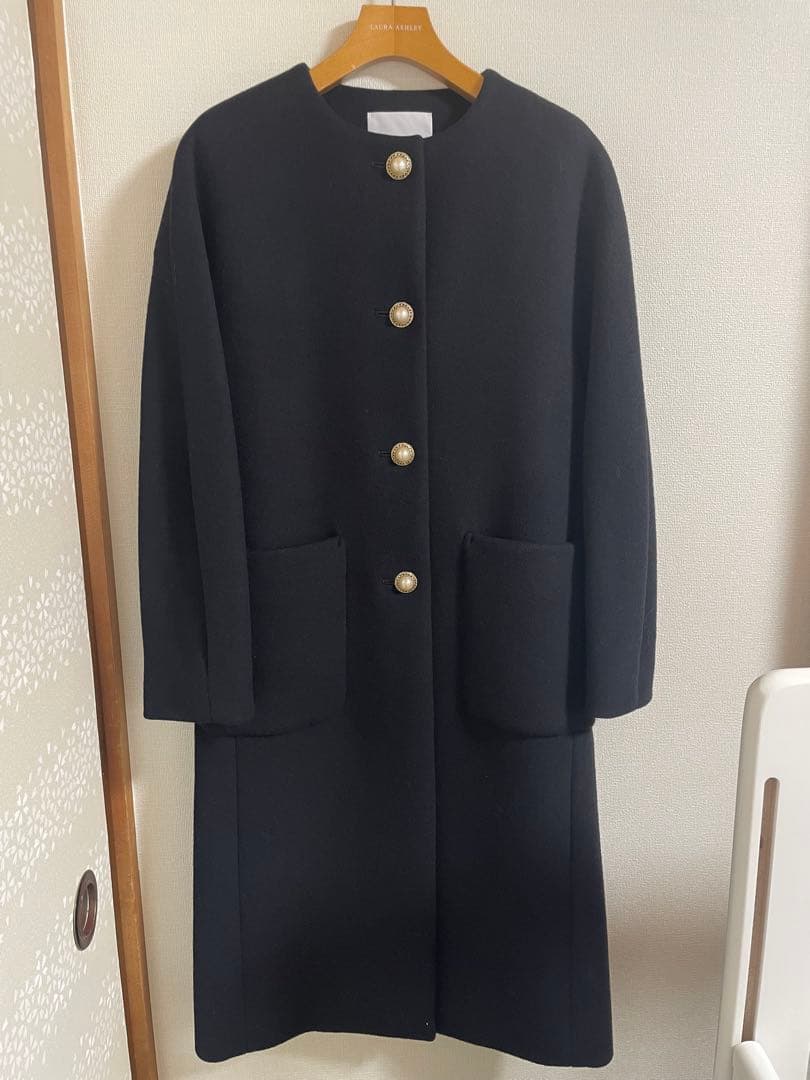 新品Loulou Willoughbyノーカラーコート 黒 人気完売
