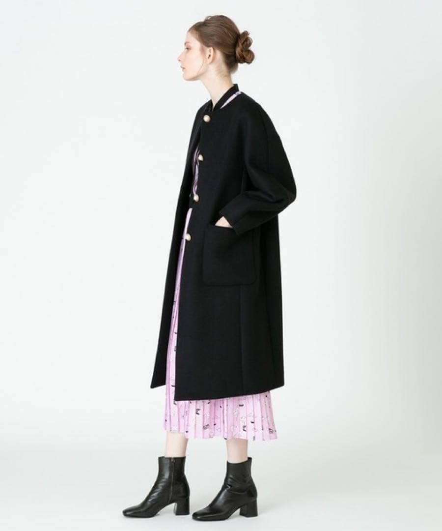 新品Loulou Willoughbyノーカラーコート 黒 人気完売