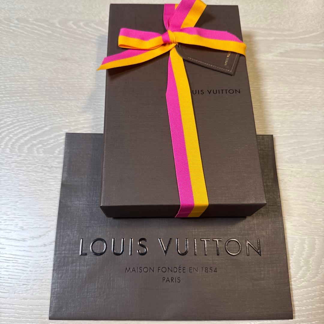 千*様 美品Louis Vuitton 長財布 モノグラム 2014年限定 M5