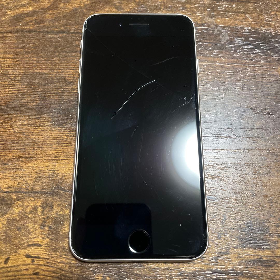 【画面割れ】iPhoneSE3 128GB スターライト
