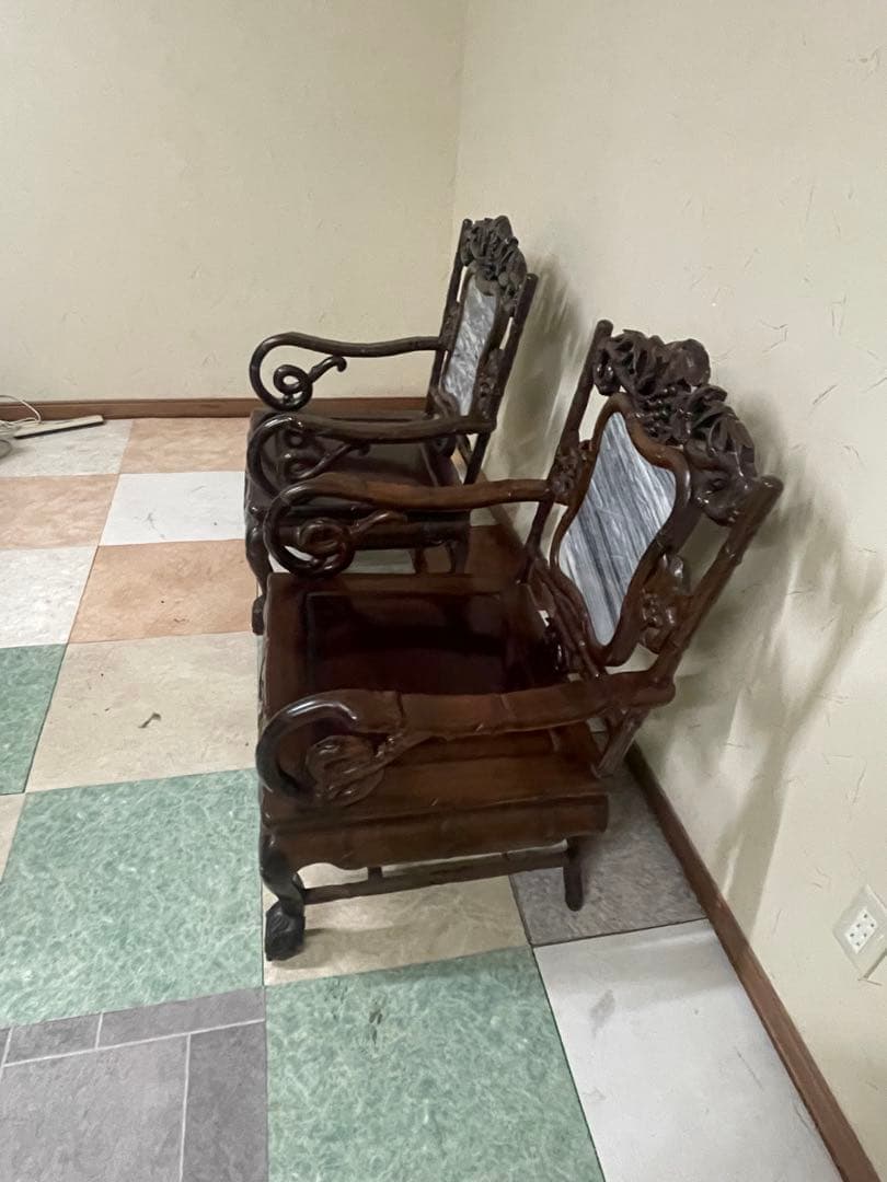 s*e様 アジアン家具 木製彫刻チェア 2脚セットセンターテーブル