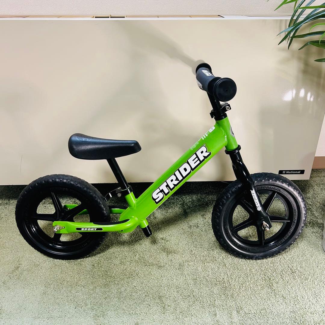 【状態良好】STRIDER スポーツ バランスバイク 12インチ グリーン