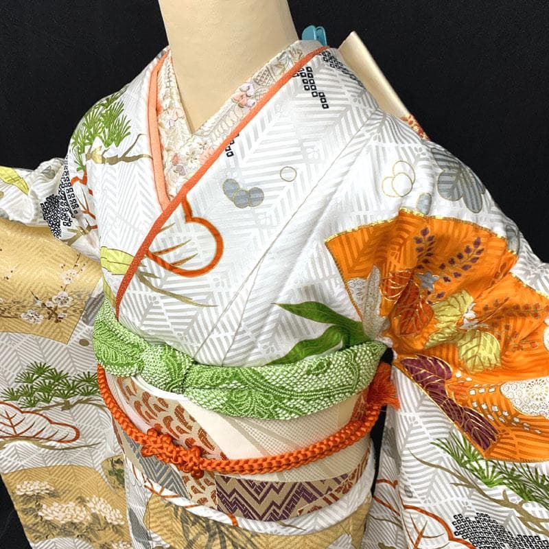 512z5〇京都呉服屋 夷川しめだ 中振袖 地紋 松竹梅 白〇成人式 結婚式