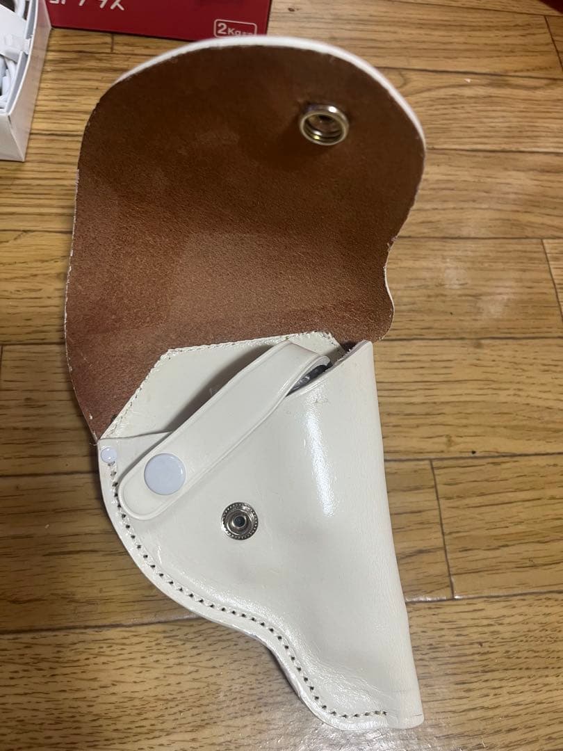 ホルスター 本革、白、2インチ (ニューナンブ、SAKURA)オーダーメイド商品
