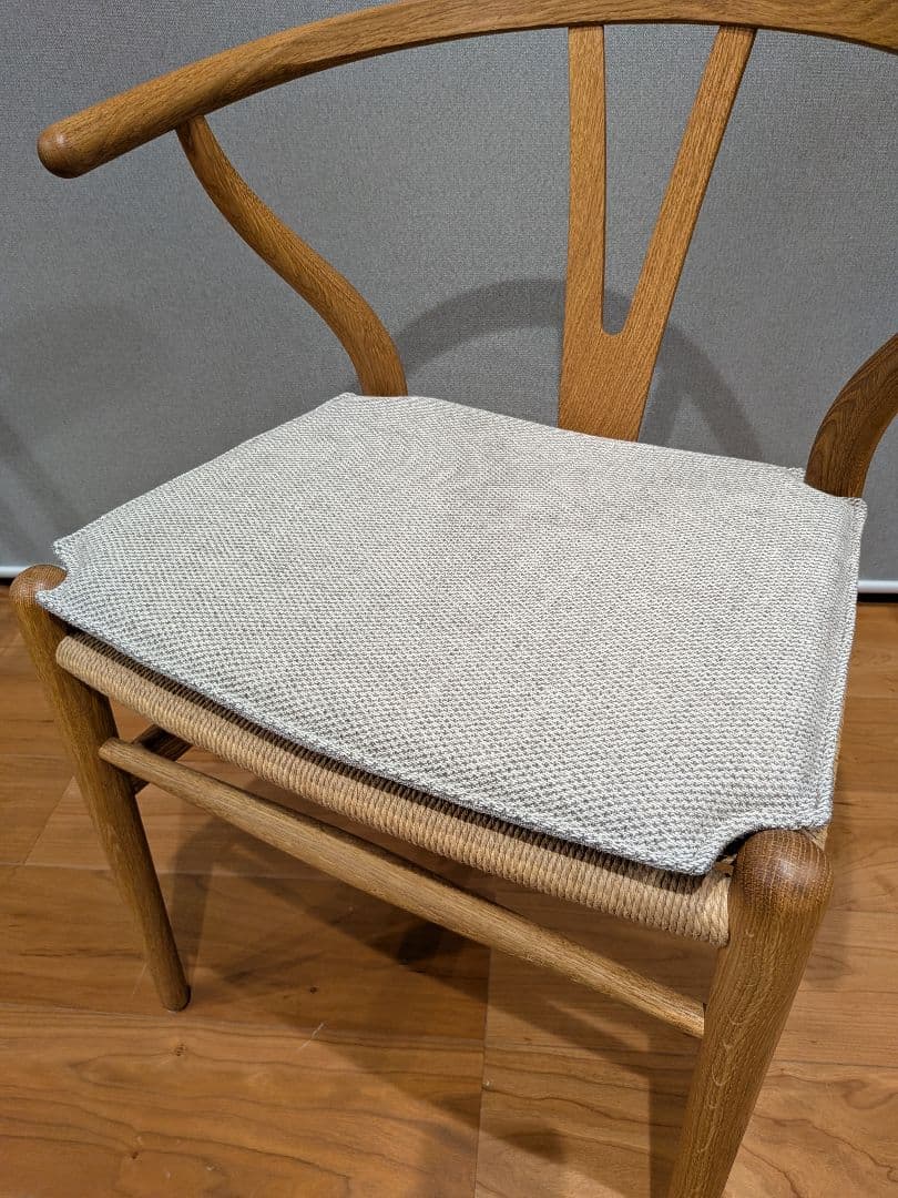 ch24専用シートクッション　Yチェア　カールハンセン　Molly2 モリー