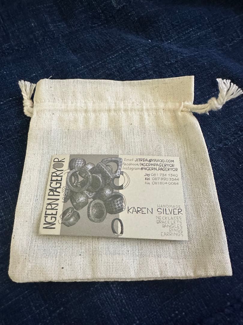 12カレン族、首長族、カレンシルバー、純銀、タイ　チャトチャックマーケット