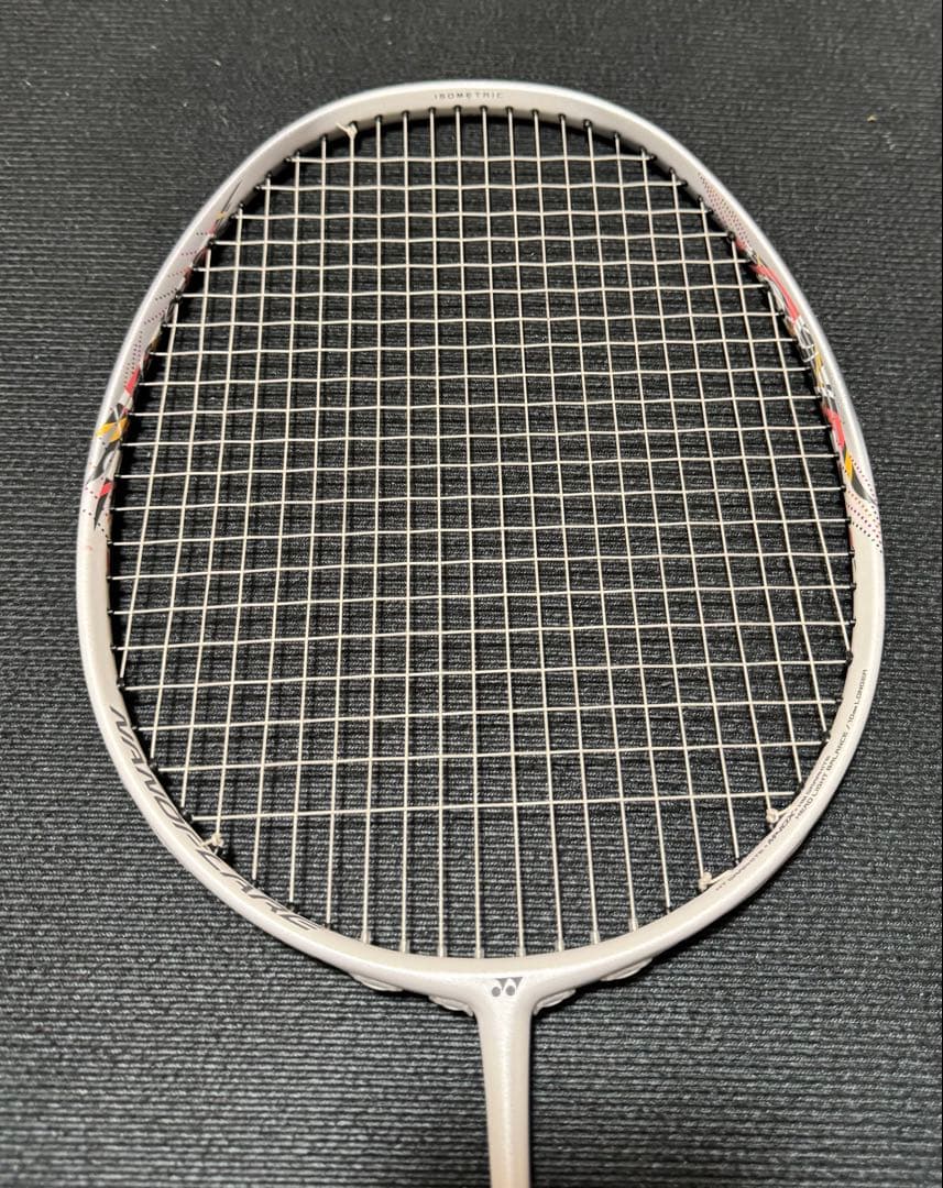 【送料込】ヨネックス ナノフレア400 バドミントンラケット YONEX