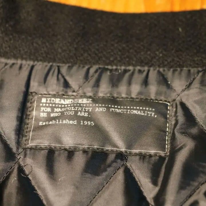 HIDE AND SEEK　スタジャン