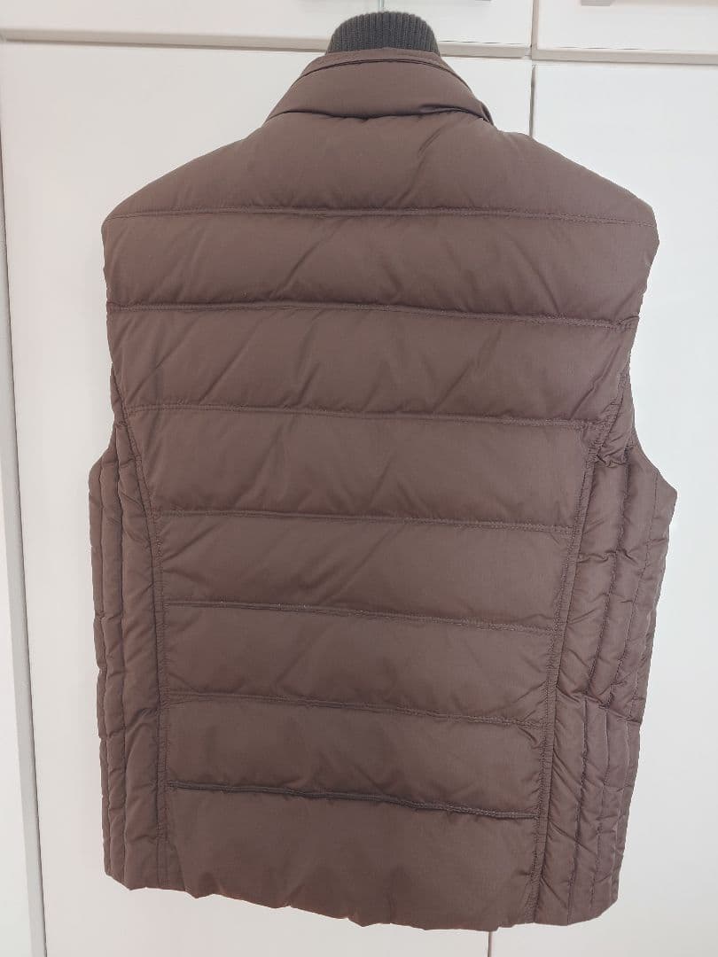 ムーレー　MooRER ダウンベスト