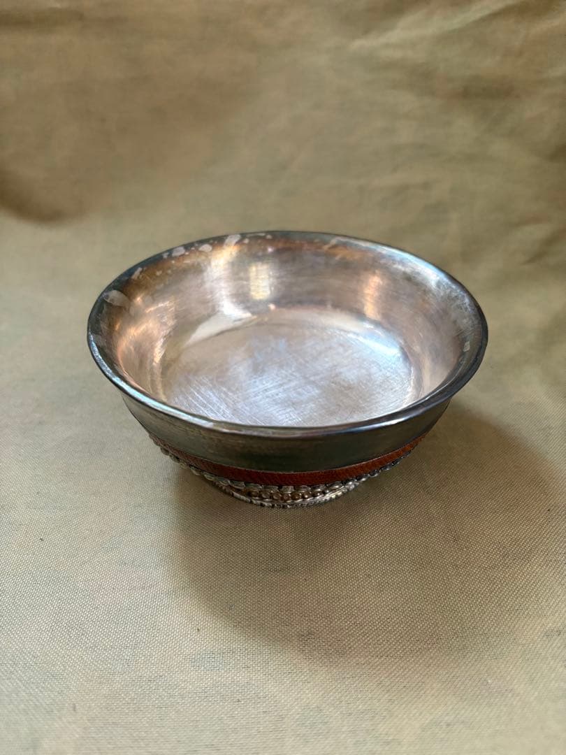 ケ*ン様 モンゴル　銀杯　シルバーボウル　伝統銀茶碗　ムングンアヤグ　 チベット