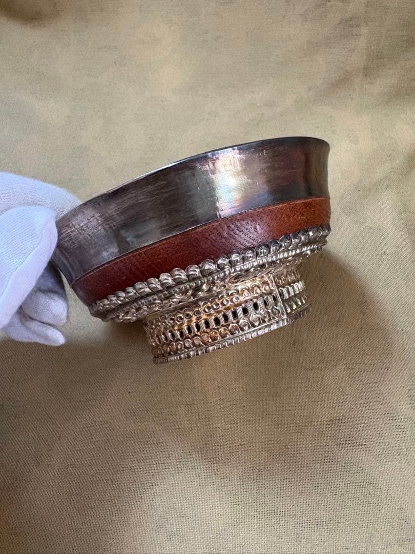 ケ*ン様 モンゴル　銀杯　シルバーボウル　伝統銀茶碗　ムングンアヤグ　 チベット