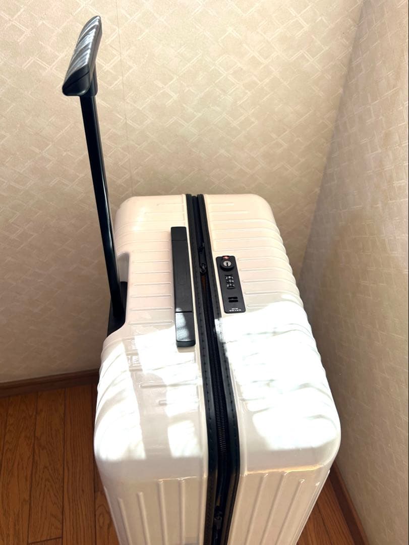 〜8/10限定値下RIMOWA (リモワ)サルサエアー 91ℓ （修理歴あり）