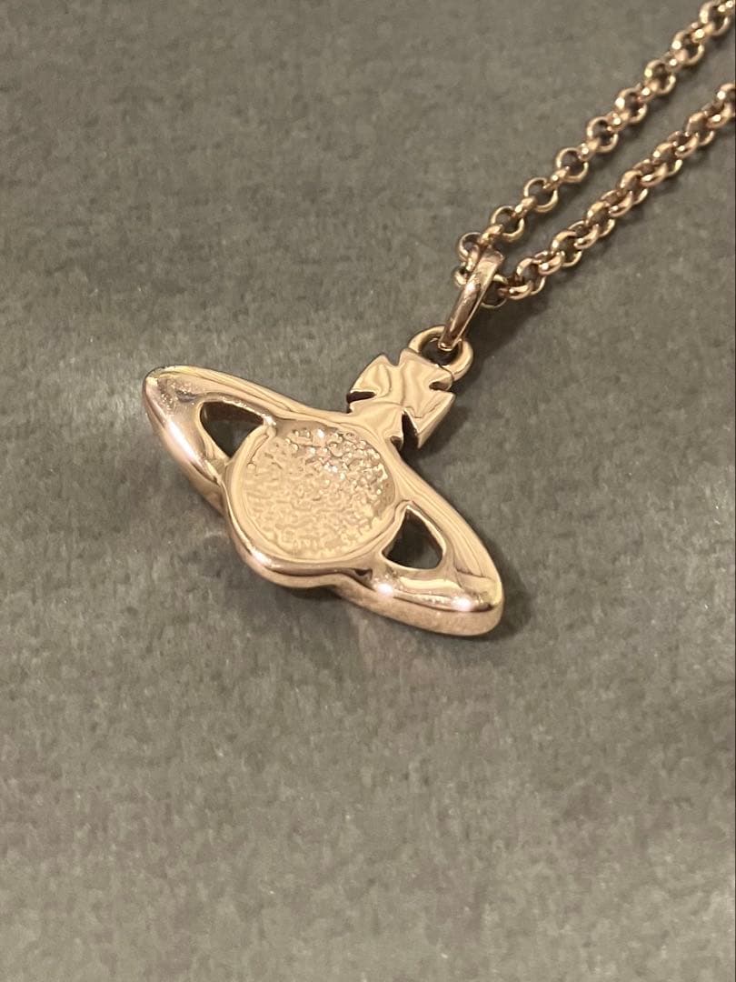 Vivienee Westwood ネックレス ピンクゴールド