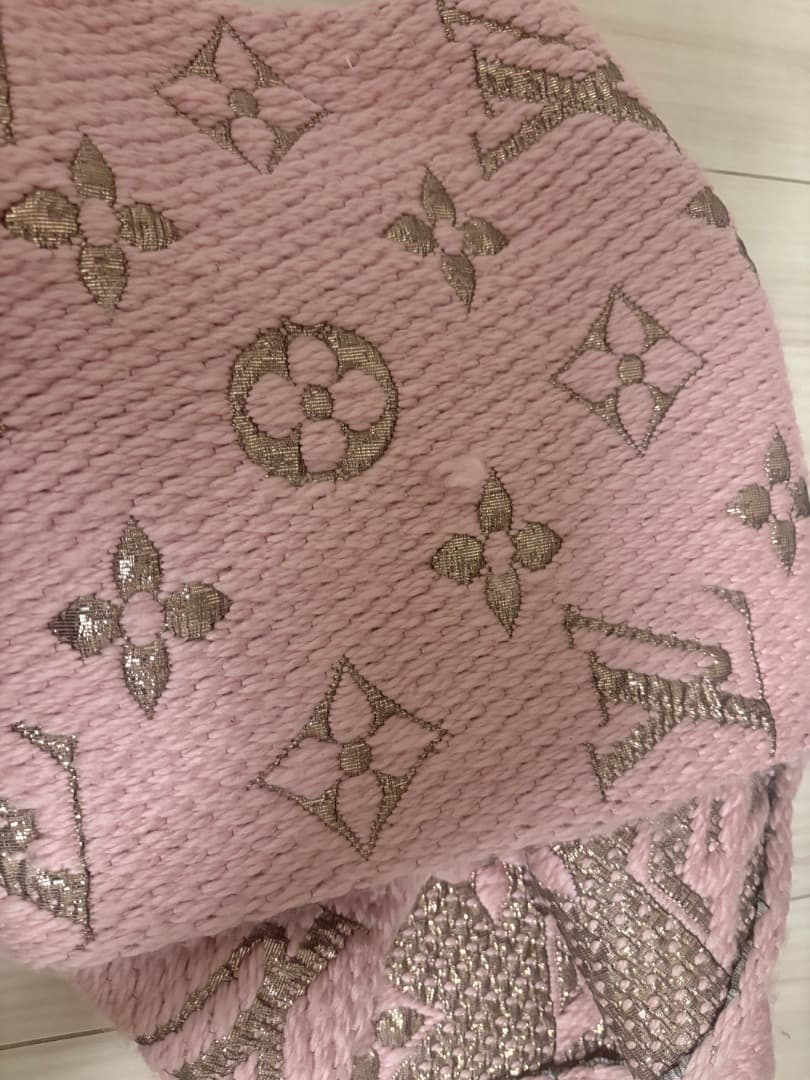 ヴィトンのマフラー