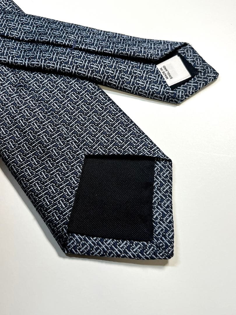 希少✨極美品✨BURBERRY バーバリー　ネクタイ　TBロゴ 現行