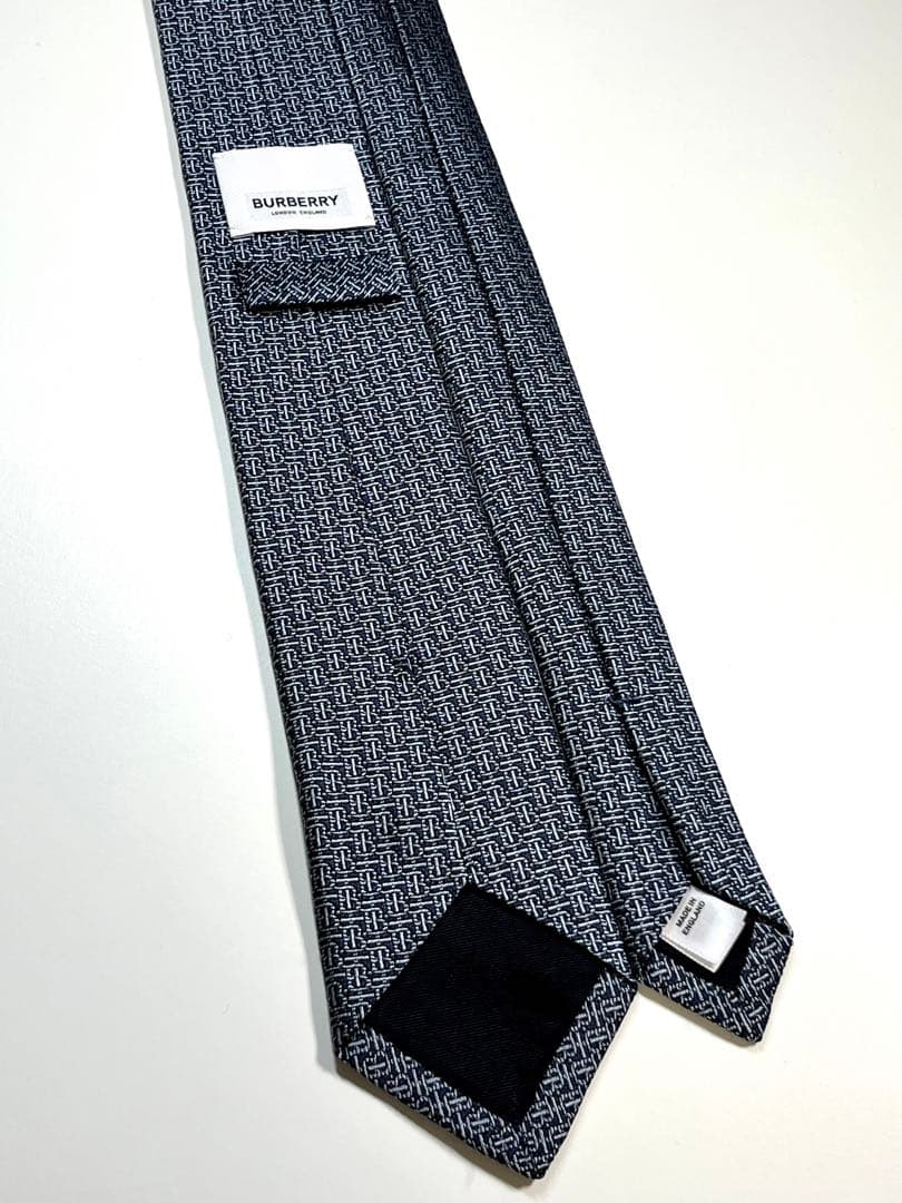 希少✨極美品✨BURBERRY バーバリー　ネクタイ　TBロゴ 現行