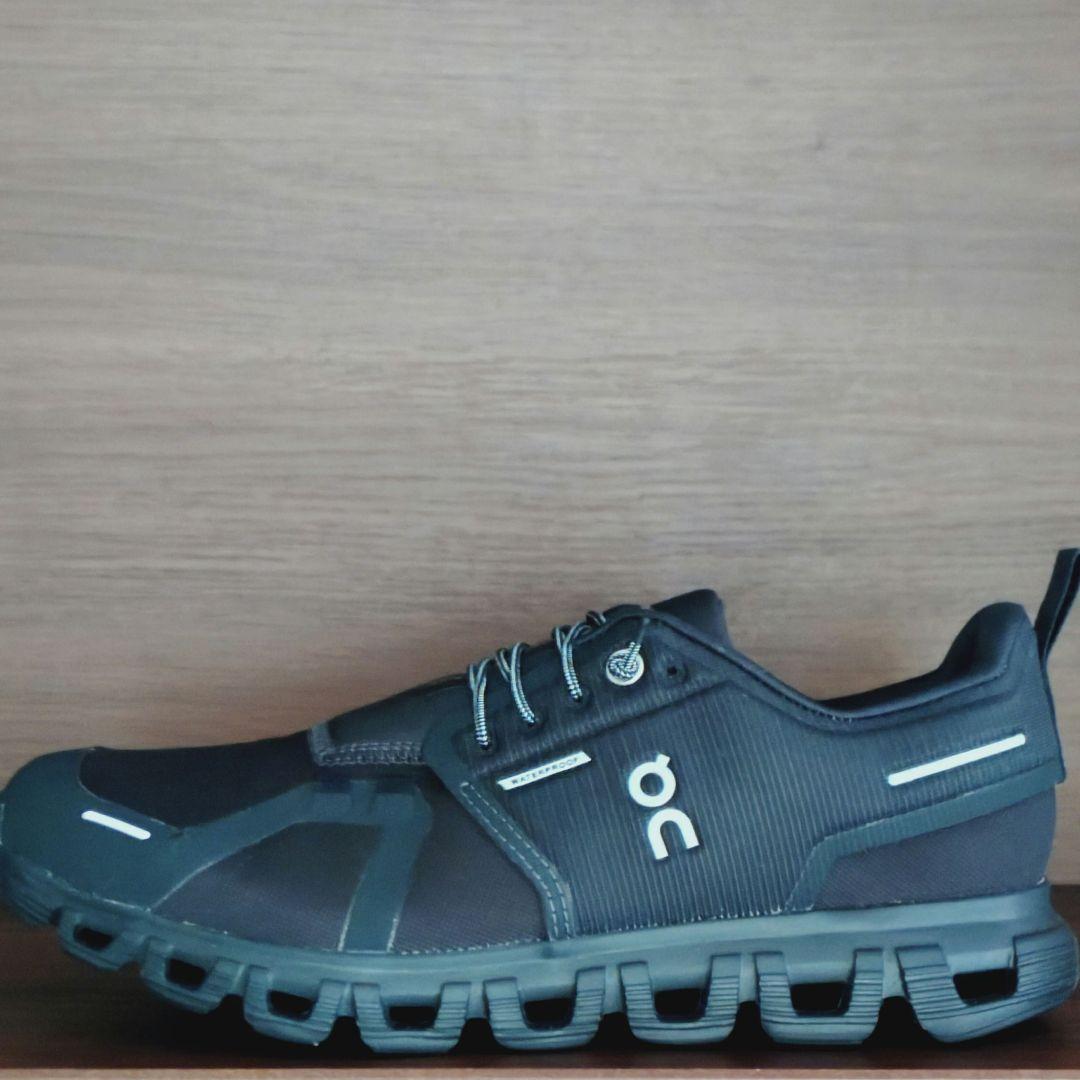 ON/オン Cloud6 WP 女性向け24.0〜25.0 説明欄必読 未使用品