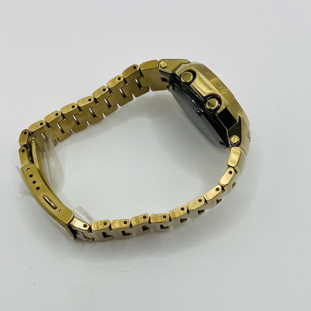 美品 G-SHOCK AWM-500GD カシオ フルメタル ゴールド