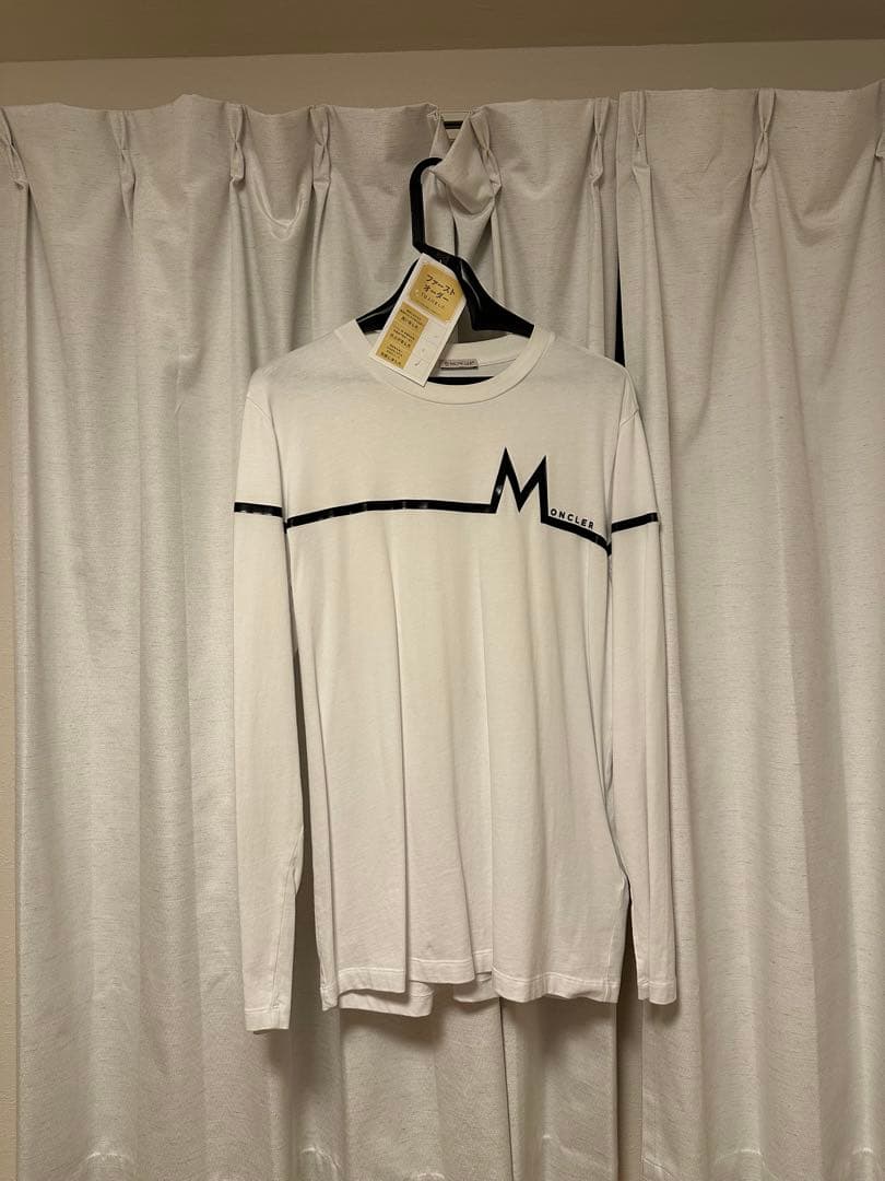 MONCLER ホワイト クリーニング済　長袖　ロンT モンクレール　サイズＭ