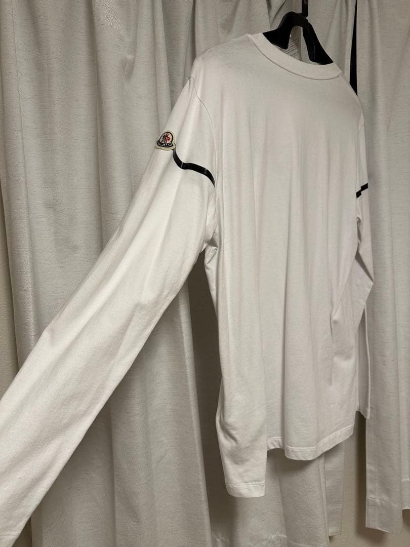 MONCLER ホワイト クリーニング済　長袖　ロンT モンクレール　サイズＭ