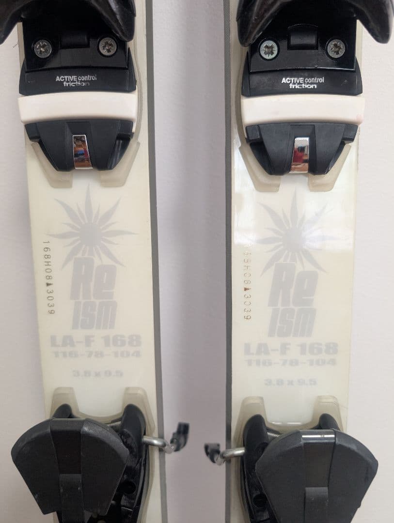 Reism LA-F 168　リズム