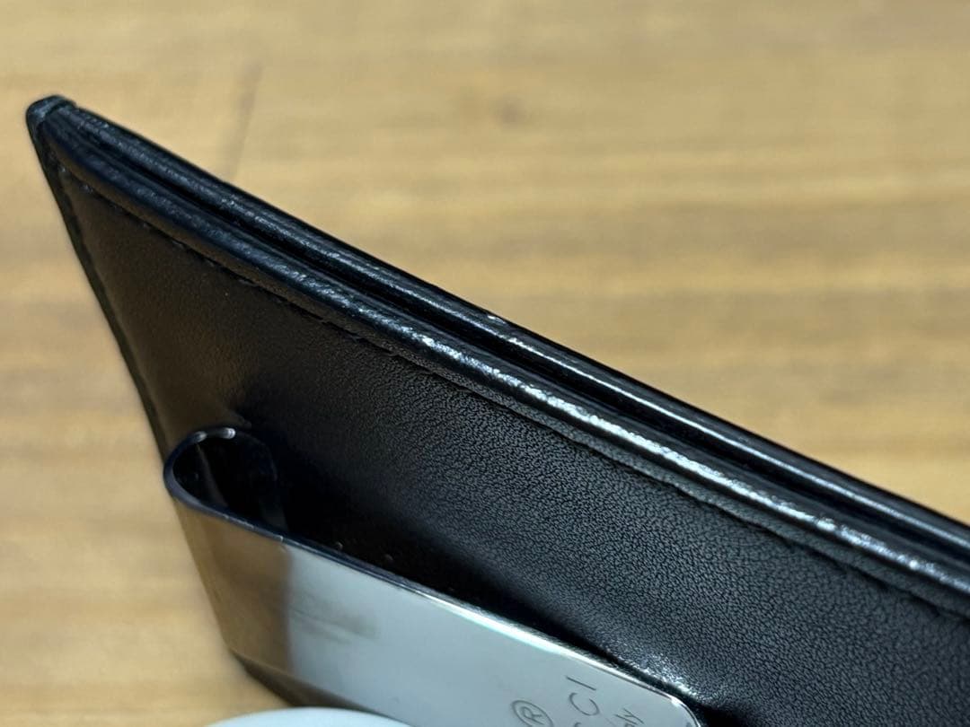 Gucci ブラック レザー マネークリップ