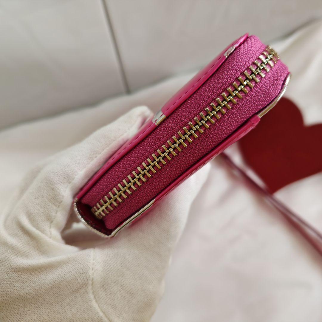 未使用級　ピンク　ヴィヴィアンウエストウッド　長財布　ラウンドジップ　ハート