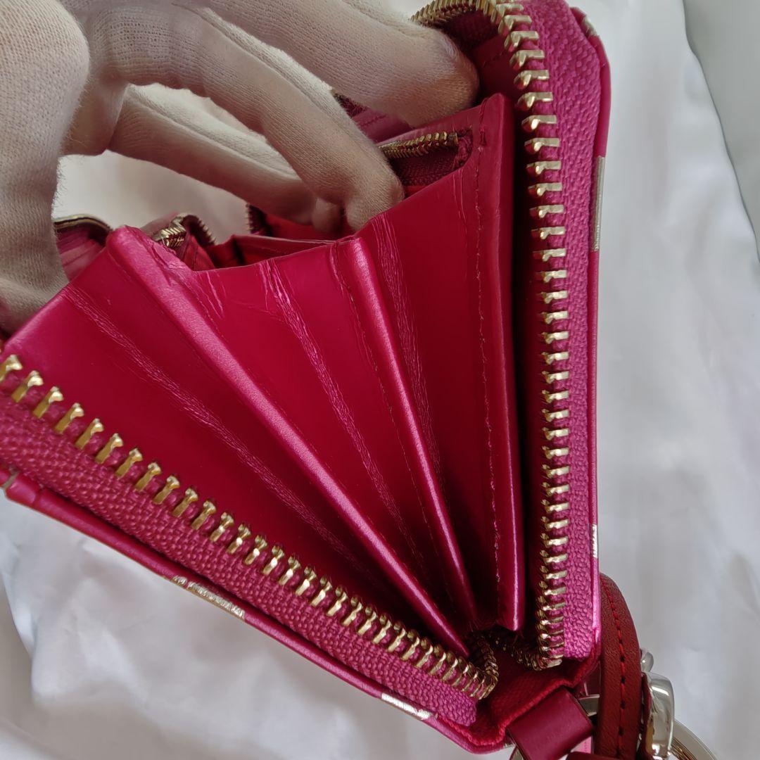 未使用級　ピンク　ヴィヴィアンウエストウッド　長財布　ラウンドジップ　ハート