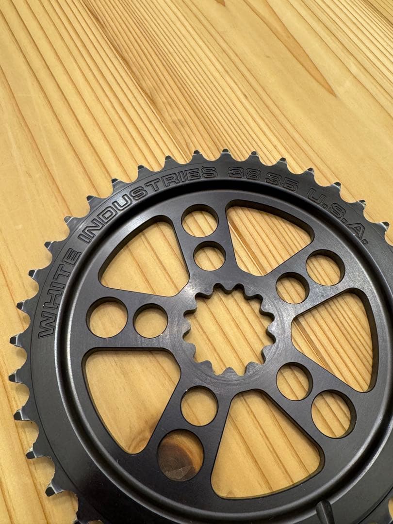 ホワイトインダストリーズ ダブル·ダブル チェーンリング 38/35T