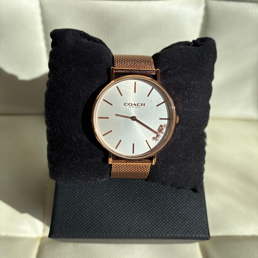 【未使用品】COACH レディース腕時計 ローズゴールド　プレゼントにも！